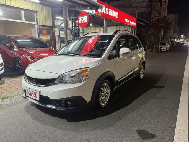 2015 Mitsubishi Colt Plus X-Sports 白色 僅跑11萬  第1張相片