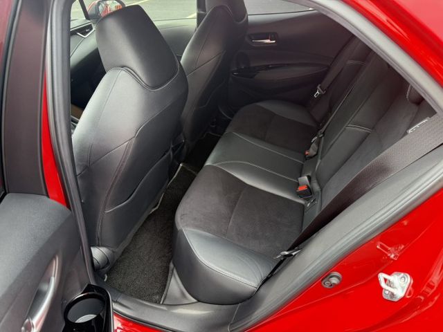 2019 Toyota Auris 2.0旗艦版 頂級 原鈑件 僅跑4萬 原廠保養 全網最低價 不用在比價了  第12張相片