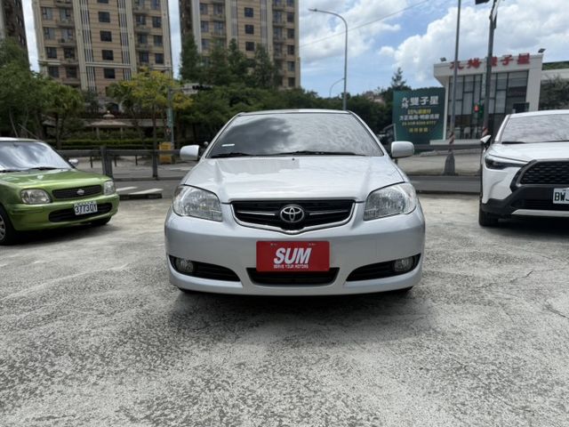 2012 Toyota Vios 1.5 E 銀色 僅跑14萬 優質代步車 全網最低價  第2張相片