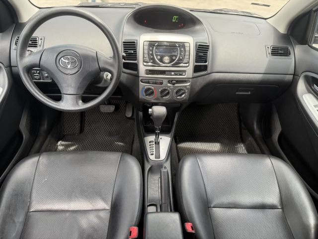 2012 Toyota Vios 1.5 E 銀色 僅跑14萬 優質代步車 全網最低價  第6張相片