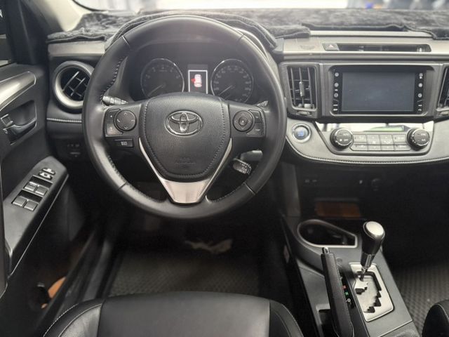 2016 Toyota RAV4 2.0L 灰色 認證車 僅跑11萬 原廠保養 全網最低價 不用在比價  第7張相片