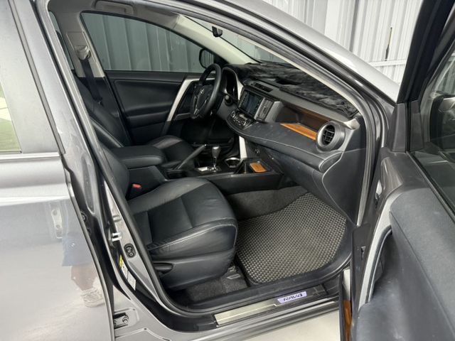 2016 Toyota RAV4 2.0L 灰色 認證車 僅跑11萬 原廠保養 全網最低價 不用在比價  第10張相片