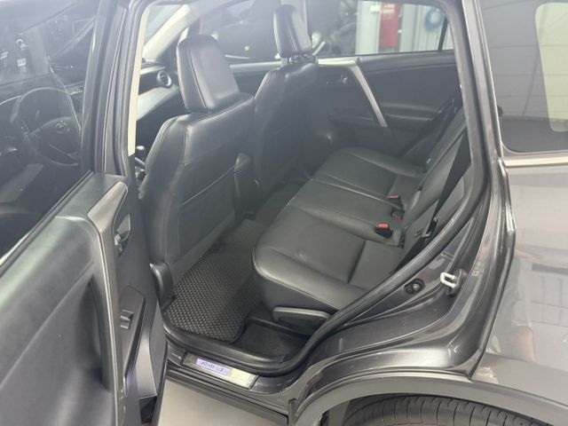 2016 Toyota RAV4 2.0L 灰色 認證車 僅跑11萬 原廠保養 全網最低價 不用在比價  第11張相片