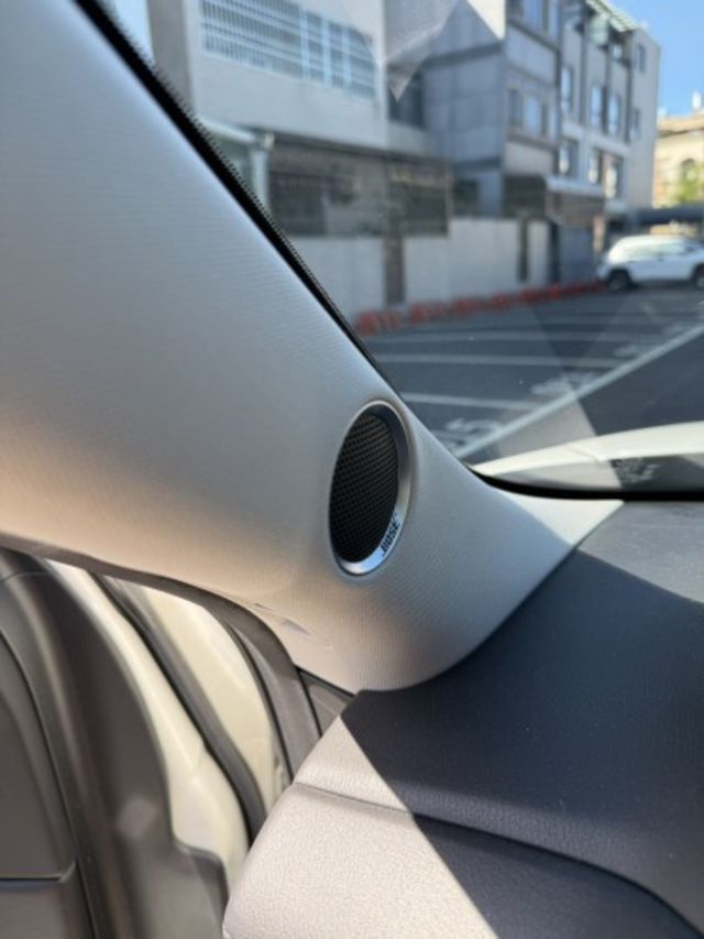 2021年CX-5 2.0 旗艦型 白色 僅跑7萬 原鈑件 原廠保養 頂級 BOSE 音響 新價格 保證全網最便宜  第14張相片