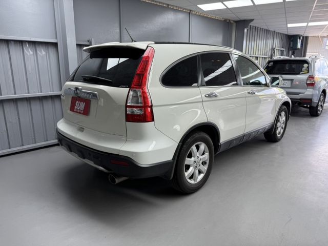 2009年CR-V 2.4 4WD 白色 認證車 僅跑12萬 新價格 不用在出價 就能很便宜  第4張相片