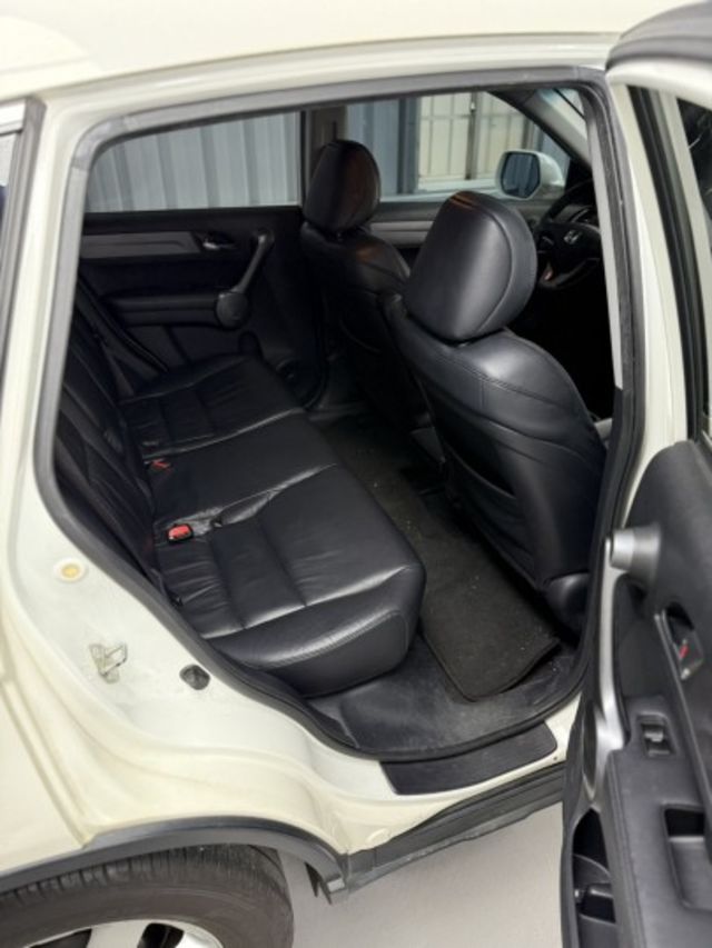 2009年CR-V 2.4 4WD 白色 認證車 僅跑12萬 新價格 不用在出價 就能很便宜  第12張相片
