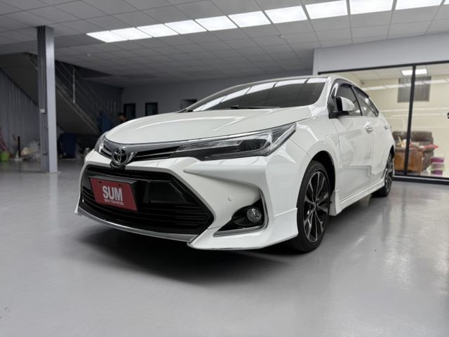 2019年 Altis 1.8 X 運動版 白色 僅跑8萬 原鈑件 市場稀有 車款 末代極品 稀有釋出 喜歡的不要再錯過  第1張相片