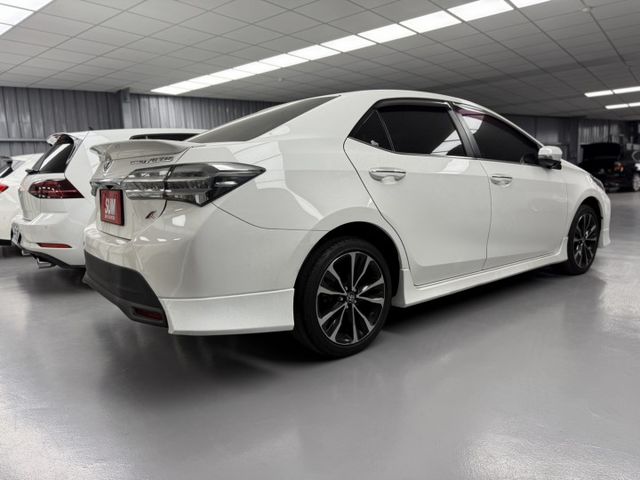 2019年 Altis 1.8 X 運動版 白色 僅跑8萬 原鈑件 市場稀有 車款 末代極品 稀有釋出 喜歡的不要再錯過  第3張相片