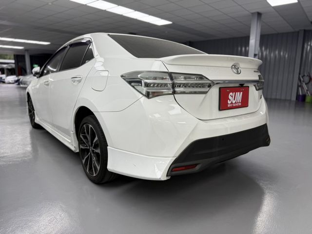 2019年 Altis 1.8 X 運動版 白色 僅跑8萬 原鈑件 市場稀有 車款 末代極品 稀有釋出 喜歡的不要再錯過  第4張相片