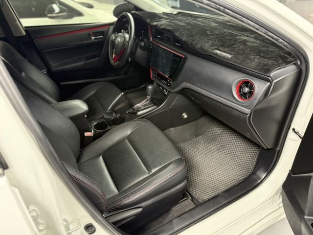 2019年 Altis 1.8 X 運動版 白色 僅跑8萬 原鈑件 市場稀有 車款 末代極品 稀有釋出 喜歡的不要再錯過  第8張相片