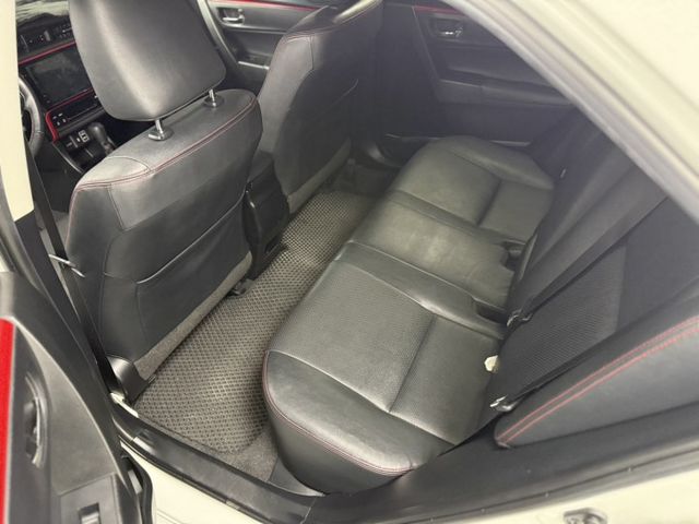 2019年 Altis 1.8 X 運動版 白色 僅跑8萬 原鈑件 市場稀有 車款 末代極品 稀有釋出 喜歡的不要再錯過  第10張相片