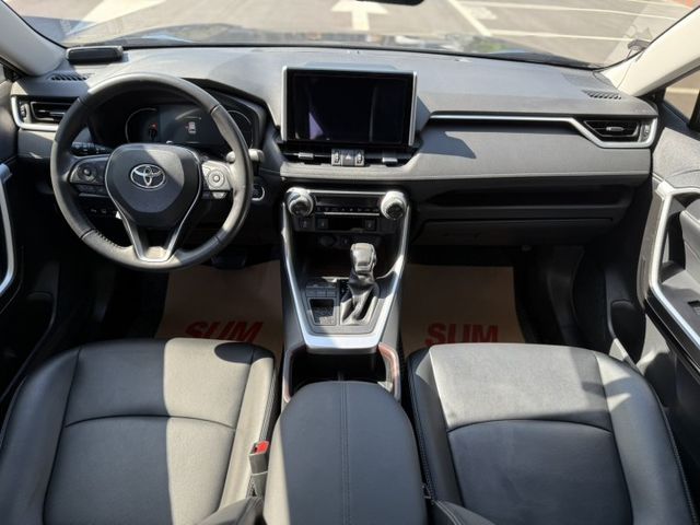 2022 Toyota RAV4 2.0旗艦 小改款  黑色 原鈑件 僅跑8萬 全網最低價 不用在比價  第9張相片