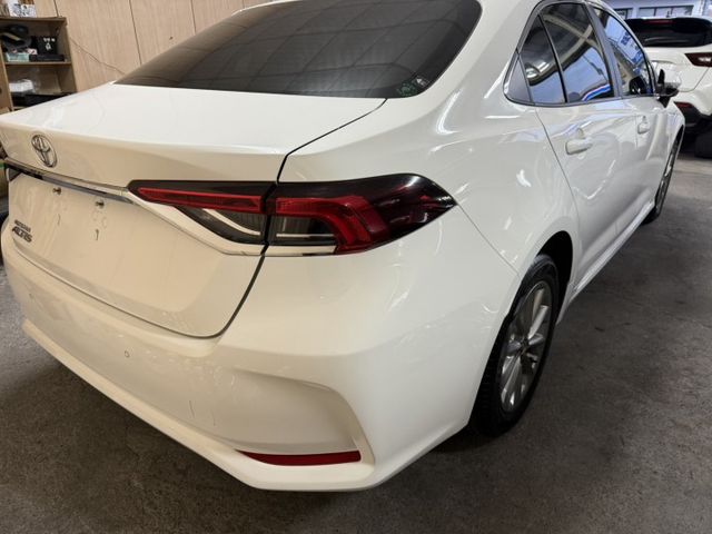 2020年Altis 1.8豪華 白色 原版建 原廠保養 僅跑5萬 新價格 不用比價 就能很便宜  第3張相片