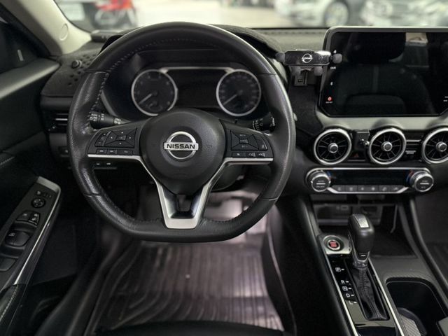 2022年 Sentra 1.6 白色 最頂級 黑爵士 全台限量400台 JBL音響  原鈑件 原廠保養 僅2萬  第8張相片