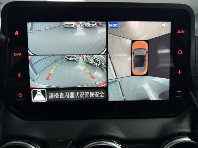 2022年 Sentra 1.6 白色 最頂級 黑爵士 全台限量400台 JBL音響  原鈑件 原廠保養 僅2萬  第15張相片