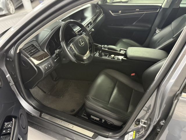 2014年GS 300h豪華版 灰色 認證車 原廠保養 僅跑14萬 大電池 13萬公里 原廠已換新!  第10張相片