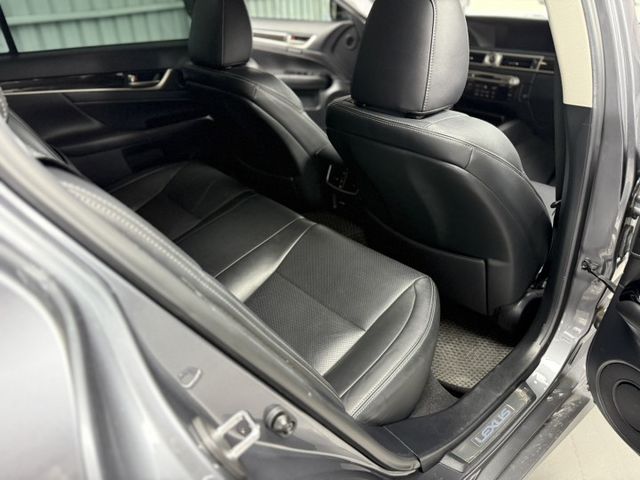 2014年GS 300h豪華版 灰色 認證車 原廠保養 僅跑14萬 大電池 13萬公里 原廠已換新!  第13張相片