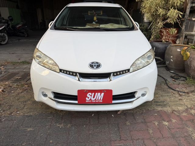 2011 Toyota Wish 白色 認證車 絕版七人座 僅跑14萬 新價格 保證便宜  第2張相片