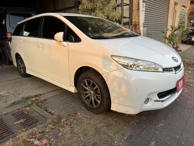 2011 Toyota Wish 白色 認證車 絕版七人座 僅跑14萬 新價格 保證便宜  第3張相片