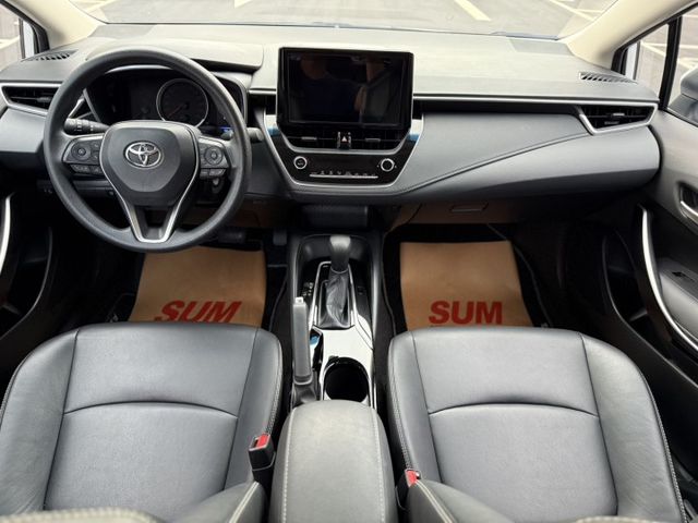 2022 年 Altis 1.8L 白色 原鈑件 原廠保養 原廠保固中 新價格 讓你不用在比價 就能很便宜  第9張相片