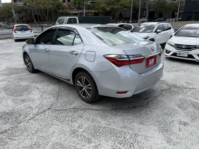 2016年 Altis 1.8豪華版 小改款 原鈑件 原廠保養  新價格 保證便宜  第4張相片