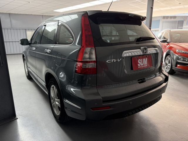 2011年 CR-V 2.4 VTi-S 灰色 4WD 最頂級 限量300台 原廠空力套件 新價格 保證便宜  第5張相片