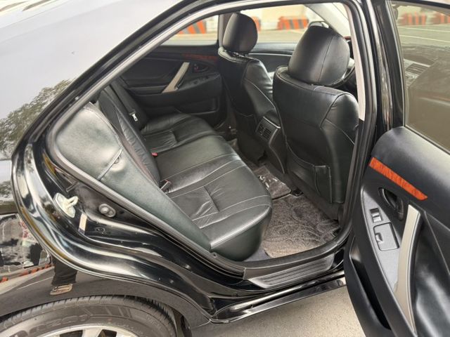 2010 Toyota Camry 2.4L 黑色 認證車 原鈑件 僅跑12萬 新價格 優質代步車  第11張相片