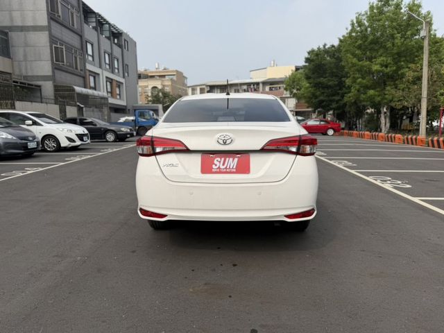2020 Toyota Vios 1.5 白色 原鈑件 認證車 新價格 便宜 代步車  第5張相片