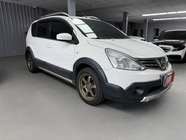 2015年 Livina 1.6豪華版 白色 原鈑件 原廠保養 新價格 超級便宜  第2張相片