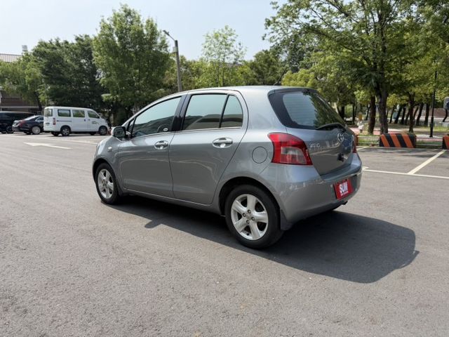 2007 Toyota Yaris 1.5 G 灰色 認證車 優質代步車 省油 省稅 輕巧 好開  第4張相片