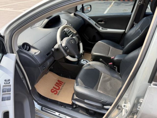 2007 Toyota Yaris 1.5 G 灰色 認證車 優質代步車 省油 省稅 輕巧 好開  第9張相片