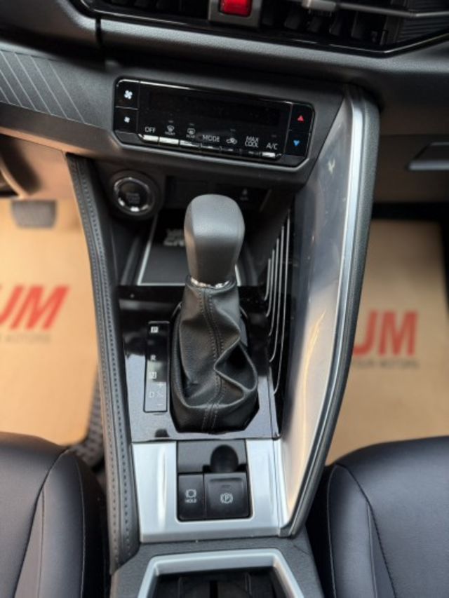 2024 Toyota Yaris Cross 1.5酷動版 白色 認證車 原廠保養 新車保固中  新價格 保證便宜  第15張相片