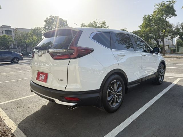 2022年CR-V 1.5 VTi-S 白色 原鈑件 僅跑5萬 原廠保固到 2027年3月 全網最低價 不用在比價  第4張相片