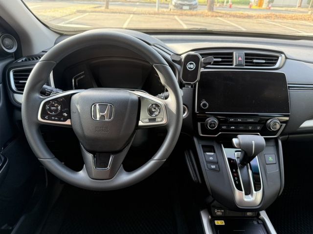 2022年CR-V 1.5 VTi-S 白色 原鈑件 僅跑5萬 原廠保固到 2027年3月 全網最低價 不用在比價  第8張相片