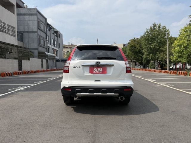 2009年CR-V 2.4 4WD 白色 認證車 僅跑12萬 新價格 不用在出價 就能很便宜  第5張相片
