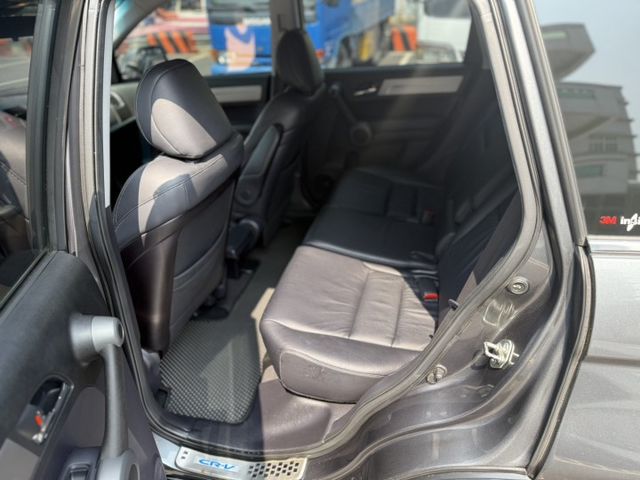 2011年 CR-V 2.4 VTi-S 灰色 4WD 最頂級 限量300台 原廠空力套件 新價格 保證便宜  第11張相片