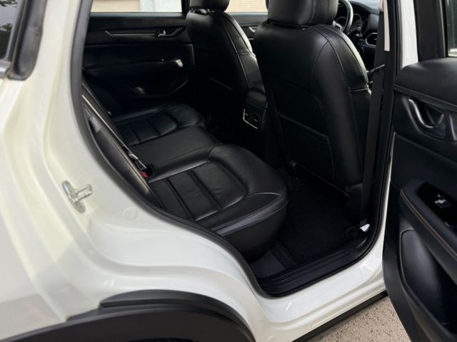 2021年CX-5 2.0 旗艦型 白色 僅跑7萬 原鈑件 原廠保養 頂級 BOSE 音響 新價格 保證全網最便宜  第12張相片