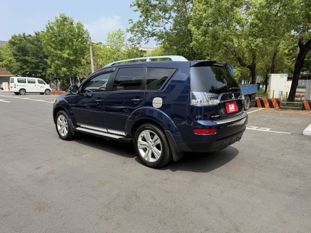 2012年 Outlander 2.4 4WD旗艦型 藍色 認證車 原廠保養 僅跑5萬 稀有極品 全網最便宜  第6張相片