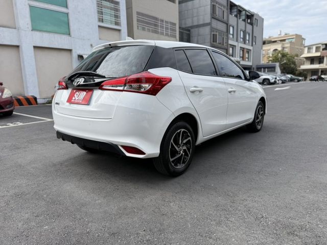 2023 Toyota Yaris 1.5L 白色 原鈑件 末代精裝車 配備 7安  新價格 保證不用在比價 就能很便宜  第4張相片