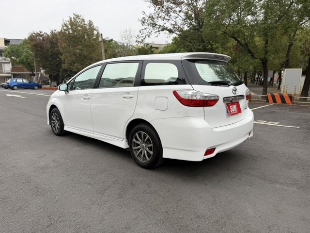 2011 Toyota Wish 白色 認證車 絕版七人座 僅跑14萬 新價格 保證便宜  第4張相片