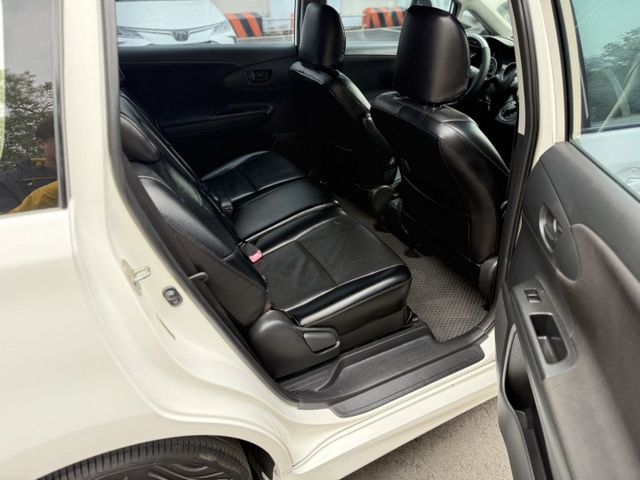 2011 Toyota Wish 白色 認證車 絕版七人座 僅跑14萬 新價格 保證便宜  第13張相片