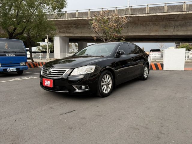 2010 Toyota Camry 2.4L 黑色 認證車 原鈑件 僅跑12萬 新價格 優質代步車  第1張相片