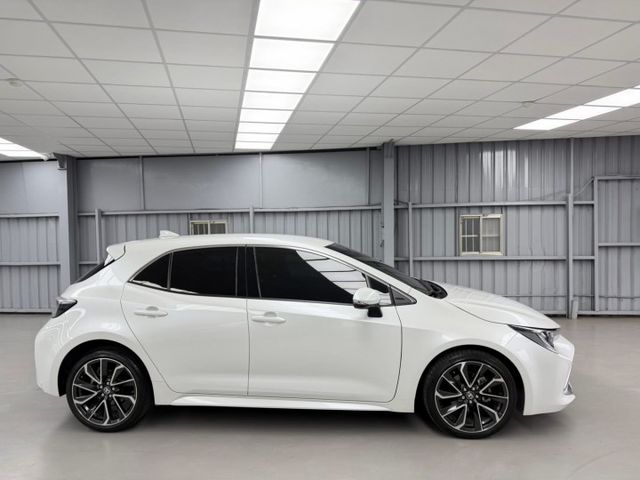 2020年Corolla Sport 2.0旗艦 小改款 白色 原鈑件 原廠保養 僅跑5萬 新價格 保證便宜  第5張相片