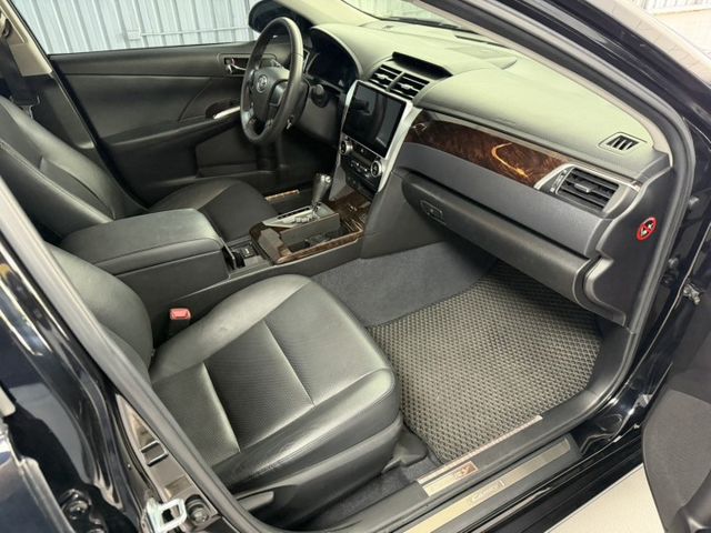 2014 Toyota Camry 黑色 原鈑件 原廠保養 僅跑13萬 新價格 保證便宜  第10張相片