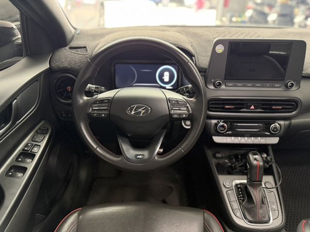 2021 Hyundai Kona 小改款 1.6t 渦輪增壓 N Line水泥灰 原鈑件  新價格 保證全網最便宜  第8張相片
