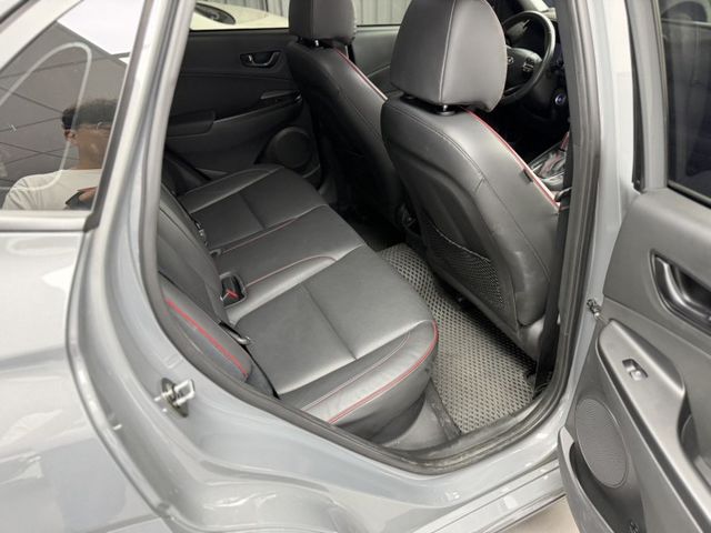 2021 Hyundai Kona 小改款 1.6t 渦輪增壓 N Line水泥灰 原鈑件  新價格 保證全網最便宜  第13張相片