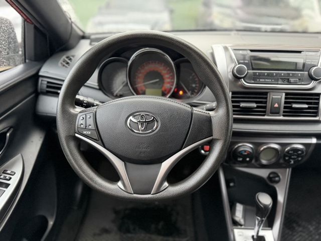 2014 Yaris 大改款 1.5L 頂級版 橘色 原鈑件 僅跑9萬 新價格 讓你 不用在比價 就能很便宜  第7張相片