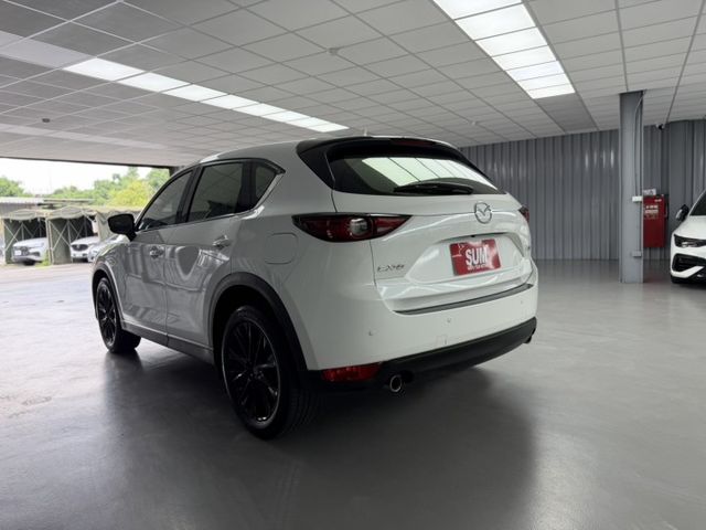 2018 CX-5 白色 旗艦型 BOES音響 原鈑件 原廠保養 僅跑11萬 新價格 讓你不用在比價 就能很便宜  第5張相片