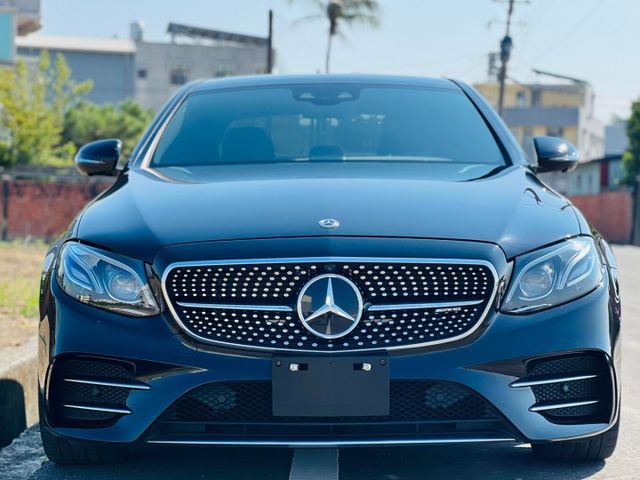 日規配備滿滿E43，有P20跟車系統!  第4張相片