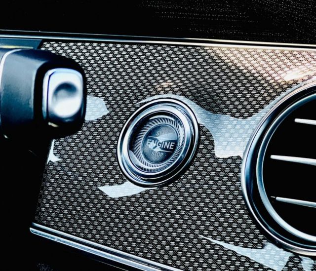 日規配備滿滿E43，有P20跟車系統!  第9張相片